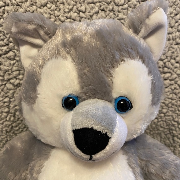 Build A Bear Wiley the Wolf Plush Toy Soft Great Wolf Lodge Grey White Blue Eyes - Picture 1 of 10